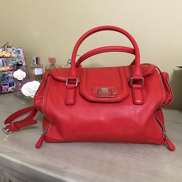 Red Nine West Shoulderbag/Handbag with Strap - Picture 3 of 14